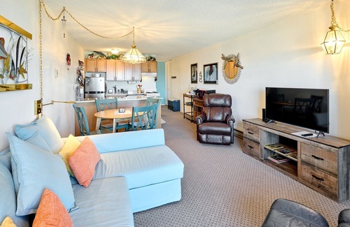 Lincoln City Condo | Breathtaking Condo With Stunning Ocean Views. Close To Casino.