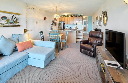 Lincoln City Condo | Breathtaking Condo With Stunning Ocean Views. Close To Casino.