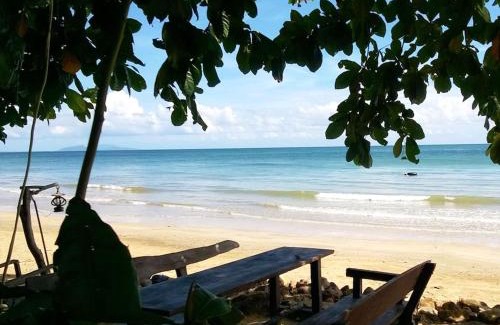 Nuea Khlong House | Breathtaking Cottage of Koh Pu 2