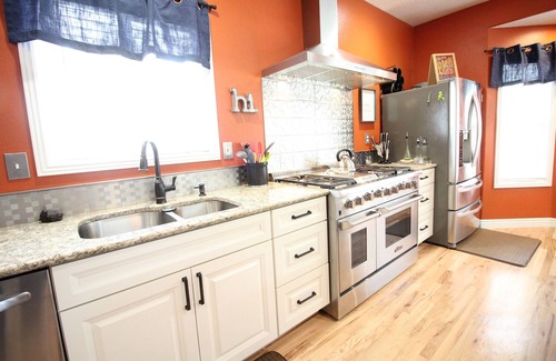 Eagle House | Breathtaking features near the heart of downtown Eagle Idaho!