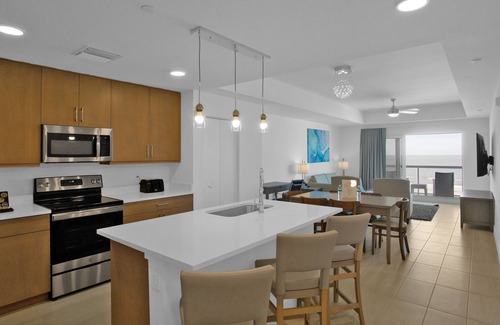 Clearwater Beach Condo | Breathtaking Gulf Facing Condo Hotel Suite