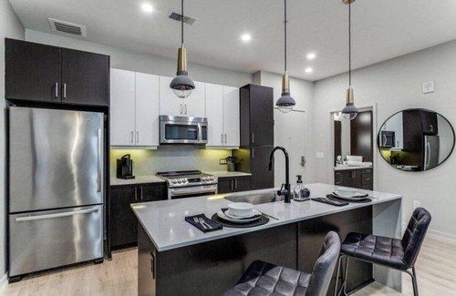 Cityplace Apartment | Breathtaking high-rise on McKinney Ave