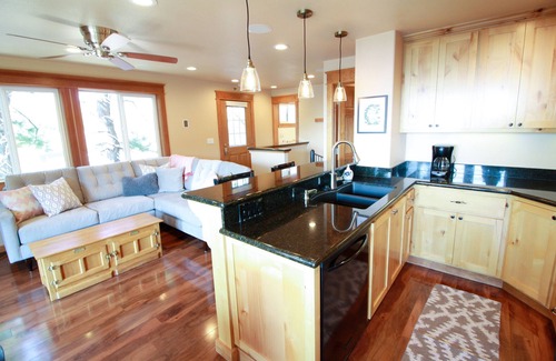 Tahoe Village Condo | BREATHTAKING LAKE AND MOUNTAIN VIEWS! 2 PRIVATE BALCONIES! HIKE OUT!