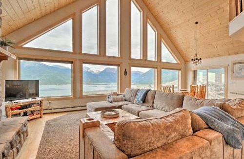 Twin Lakes House | Breathtaking Lake-View Retreat with On-Site Hiking!