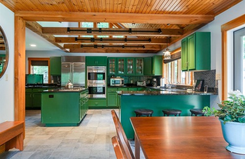 Lyman House | Breathtaking Lakefront Compound With Four Buildings and Every Amenity