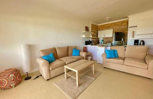Zafarana House | Breathtaking Luxury & Spacious FAMILY 2-Bed 1st Row Seaview at Stella SeaView Sokhna - Families Only