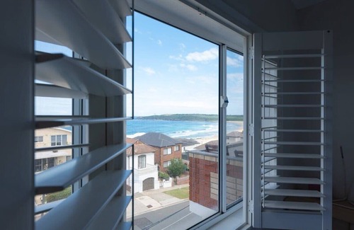 Maroubra Apartment | Breathtaking Maroubra Beachview Apt w Parking
