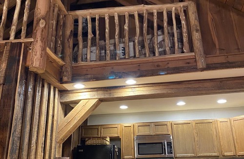 French Creek Cabin | Breathtaking Mountain View in Wild and Wonderful WV! Hot tub! Breathtaking views