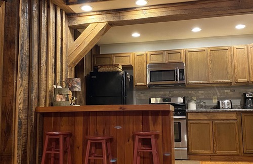 French Creek Cabin | Breathtaking Mountain View in Wild and Wonderful WV! Hot tub! Breathtaking views