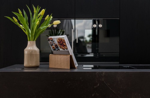 Benahavis Villa | Breathtaking Open Concept 5 Bedroom Luxury Villa