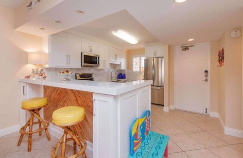 New Smyrna Beach Condo | Breathtaking Panoramic Ocean Views !