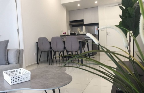 Bukit Bintang Apartment | Breathtaking Rooftop Pool 500mMRT @ Bukit Bintang