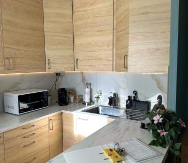 Arstad Apartment | Breathtaking Scenery and Cozy Comfort in Bergen