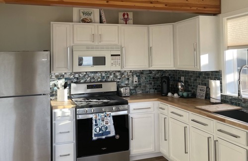 Bellingham House | Breathtaking Sunset views overlooking the ocean and Lummi Island