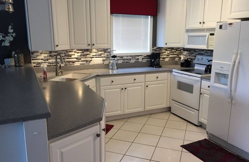 Osage Beach Condo | Breathtaking Sunsets at 17mm Lake of the Ozarks! Indian Pointe, Osage Beach, MO