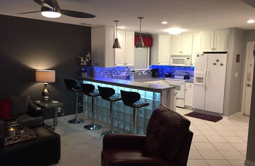 Osage Beach Condo | Breathtaking Sunsets at 17mm Lake of the Ozarks! Indian Pointe, Osage Beach, MO
