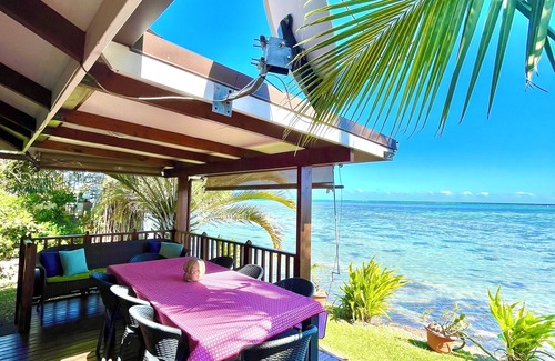 Paea House | Breathtaking Sunsets: Cozy Bungalow on the Lagoon, private getaway