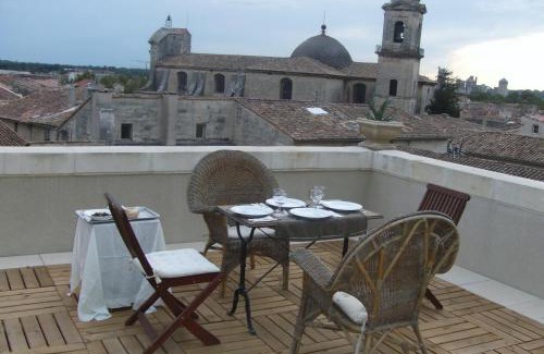 Beaucaire House | Breathtaking Terrace Views