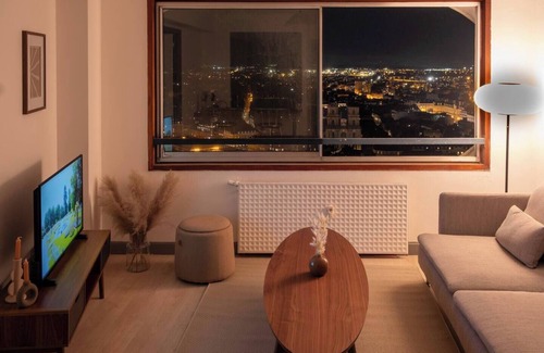 Bourg-l'Eveque Apartment | Breathtaking view - Private garage