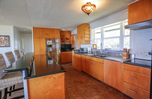 Mokuleia House | Breathtaking views at the private direct Beach/ocean front Pineapple Pad 30 nts