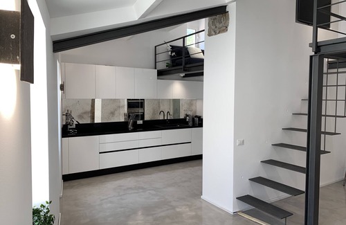 Dolceacqua House | Breathtaking views of the Castle and Roman Bridge, 4BEDS, 4BATHS, AC, FREE WIFI