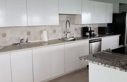 Great Exuma Apartment | Breathtaking views, outstanding accommodation - Pool, New Kitchen and KING Bed