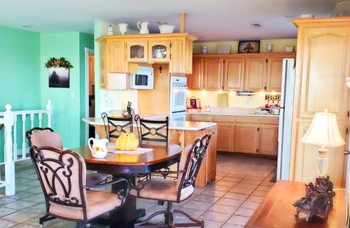 Yellville House | Breathtaking Views overlooking Bull Shoals Lake. 45 minutes from Branson!