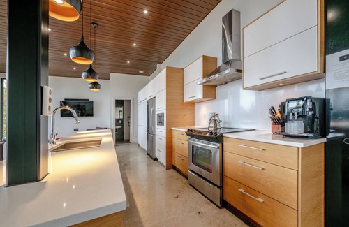 La Malbaie Ski Chalet | Breathtaking views, privacy and fresh air.