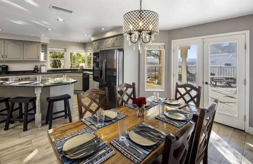 Page House | Breathtaking Views, Resort Style Backyard! 7 Bed,4 Bath 4300 sqft Private Home