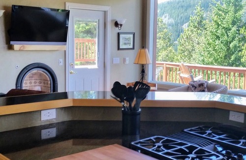 Breckenridge Cabin | Breathtaking Views Of The Rocky Mountains And Quandary Peak