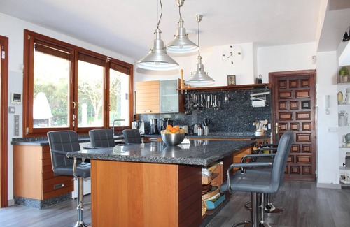 Urbanizacion el Rosario House | Breathtaking Villa with Sea View, Large Panoramic Terrace, Pool, Wi-Fi and Air Conditioning