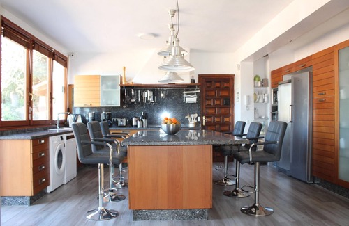 Urbanizacion el Rosario House | Breathtaking Villa with Sea View, Large Panoramic Terrace, Pool, Wi-Fi and Air Conditioning