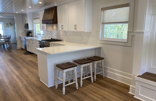 Delavan Lake House | Breathtaking Waterfront home on WATER w/Private Pier