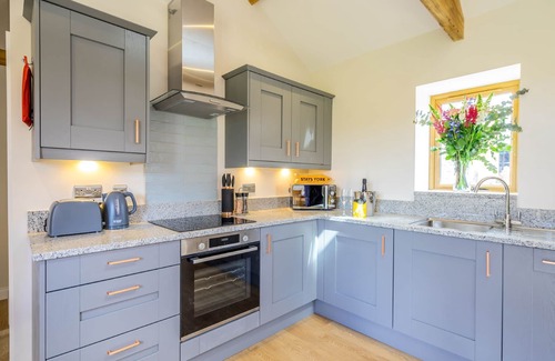 York Cottage | Brecks Farm - The Parlour - a family break that sleeps 4 guests in 1 bedroom