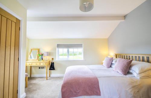 York House | Brecks Farm - Well Cottage