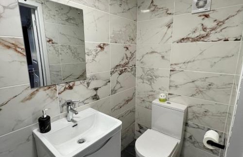 Seisdon House | Bree and Geesi