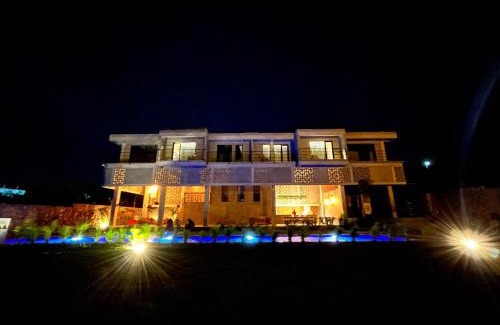 Santa Veronica House | BREES