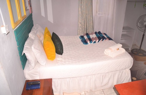 Bulawayo Bed & Breakfast | Breeze Guest House
