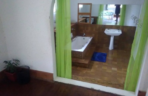 Bulawayo Bed & Breakfast | Breeze Guest House