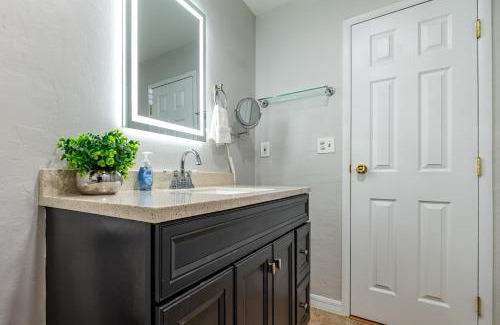 Lakeland House | Breeze of the Lake