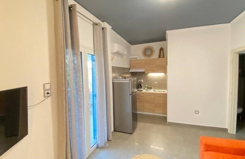 Vouliagmeni Apartment | Breeze One Bedroom Apartment by BluPine