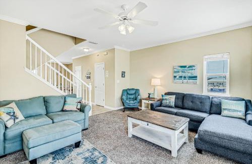 Corpus Christi House | Breezeways #201
