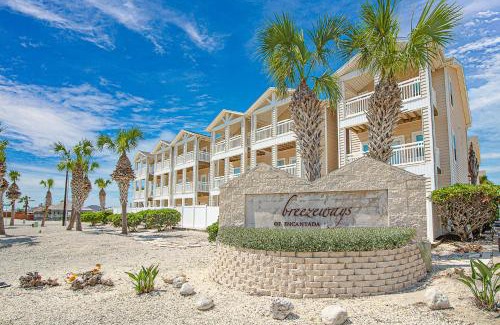 Corpus Christi House | Breezeways #303