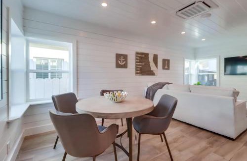 Mission Beach House | Breezy Bayside Cottage