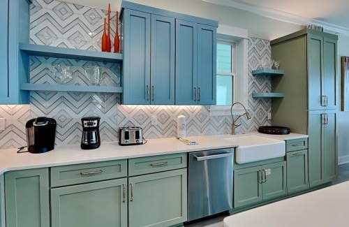 Lower Grand Lagoon House | Breezy Beach