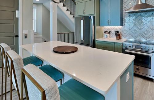 Lower Grand Lagoon House | Breezy Beach