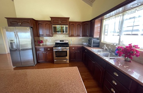 Saint John Parish House | Breezy hillside executive house with great views near to St. Johns City
