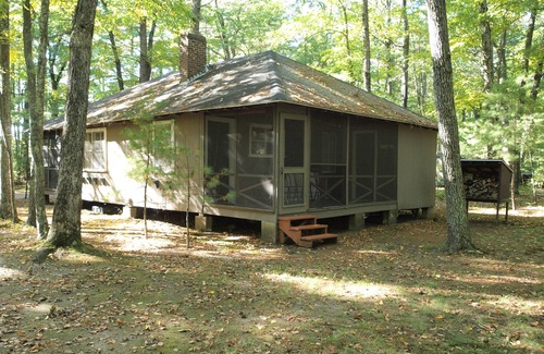 Stow Cottage | Breezy Lakeside Getaway with WiFi in Stow, Massachusetts