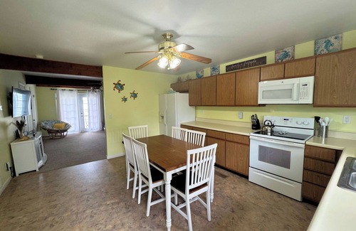 Deep Hole House | Breezy Retreat - Pet Friendly - Shared Dock - Linens and Towels Not Provided