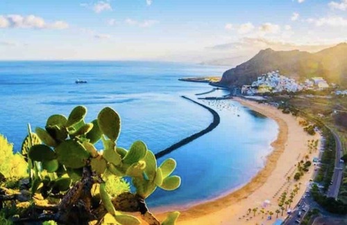 Santa Cruz de Tenerife Boat Rental | Brego. Velero Para Alojamiento En el Centro de Santa Cruz